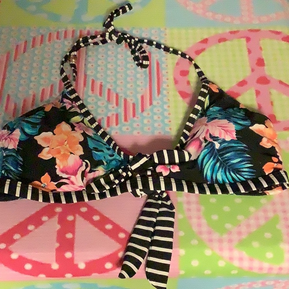 RINGO bikini top black white with beautiful colored flowers on it size medium